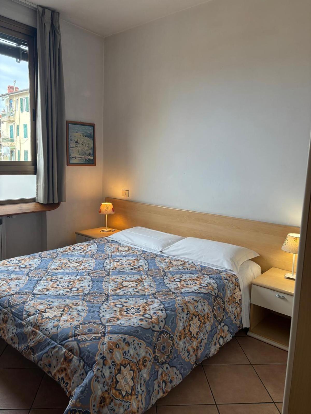 Hotel Girasole House Florenz Zimmer foto